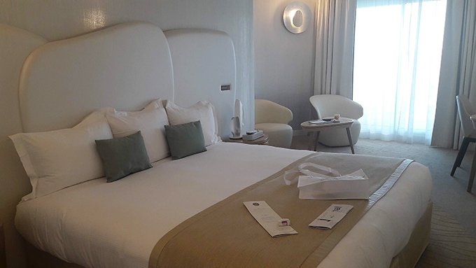 image lit chambre fil de l'eau miramar la cigale hôtel thalasso et spa bretagne