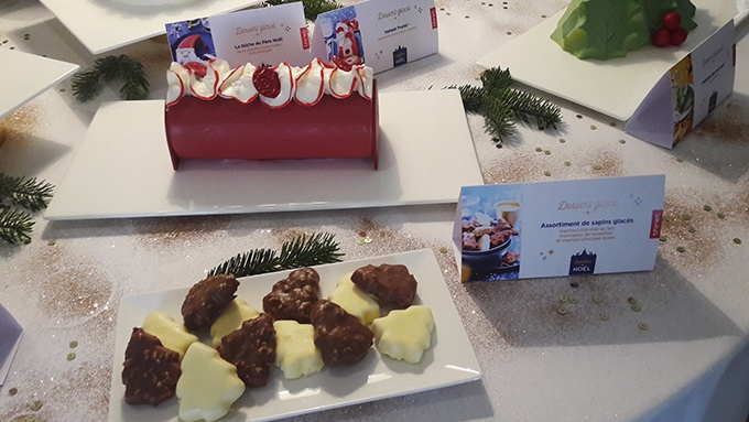image assortiment de sapins glacés