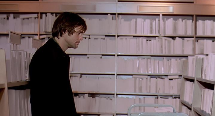Joel (Jim Carrey) dans Eternal Sunshine of the Spotless Mind. La mémoire des livres a-t-elle aussi été effacée par la société Lacuna ?