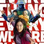 gros plan affiche everything everywhere all at once avec michelle yeoh