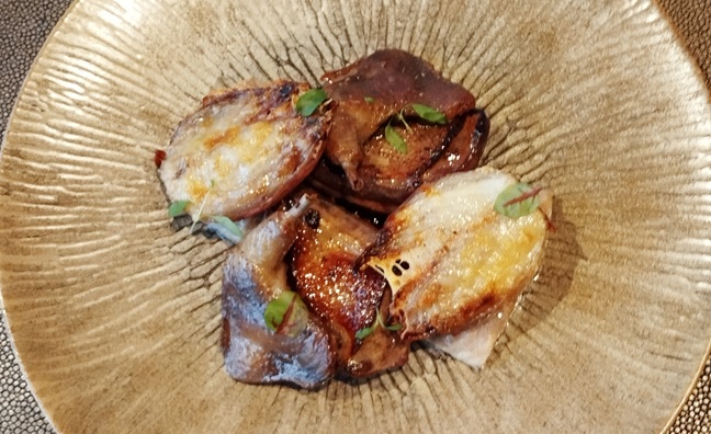 pigeon rôti et anguille fumée restaurant aux 2k paris