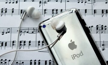 musique, partition et ipod avec écouteurs