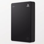 gros plan boîte disque dur externe game drive 4tb ps5 ps4 de seagate