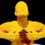 slider exposition the art of the brick à paris