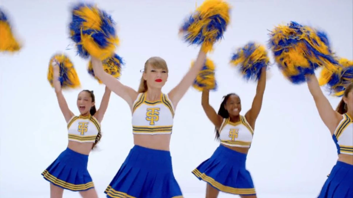 clip shake it off taylor swift pom pom girls