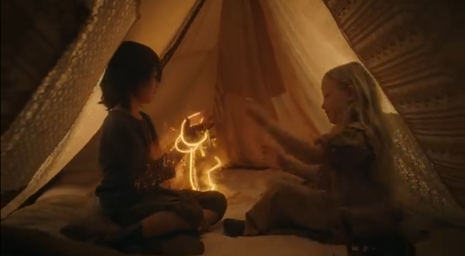 enfants dans cabane clip willow taylor swift