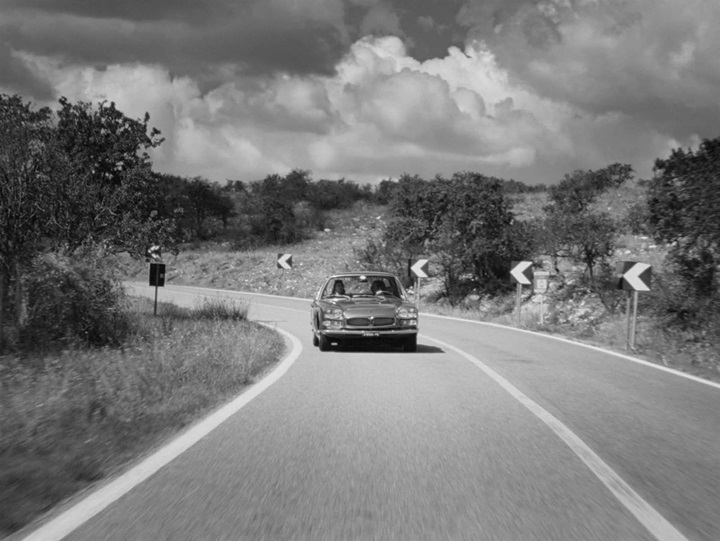 béatrice dalle en road trip en italie dans le documentaire de fabrice du welz