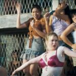 renée zellwegger en pleine chorégraphie de madonna en prison dans bridget jones l'âge de raison
