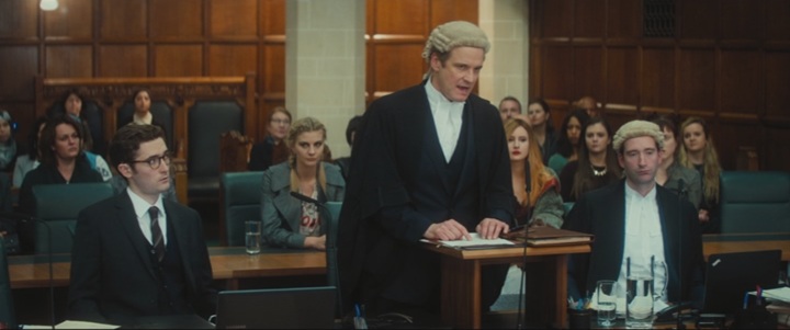 colin firth dans le rôle de mark darcy plaisant le cas de militantes russes dans le bébé de bridget jones