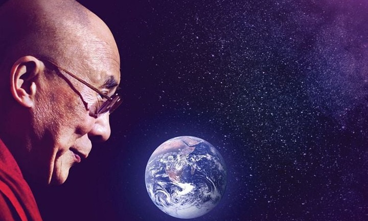 [Critique] La Pleine conscience du bonheur, un voyage avec le Dalaï-lama : comment naviguer dans un monde en ébullition
  