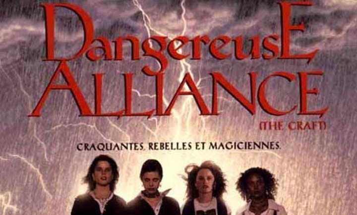 [Critique] Dangereuse Alliance (The Craft) : Sortilèges et rébellion au féminin
  
