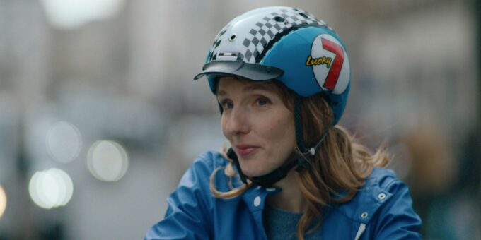 image pauline clément une fille en or