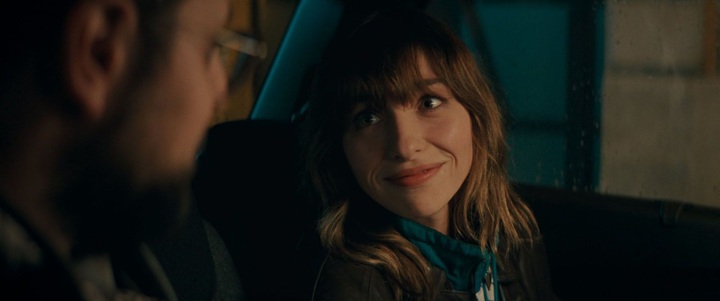 marie collomb dans le film tout va super