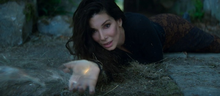 sandra bullock dans le rôle de sally dans les ensorceleuses 2